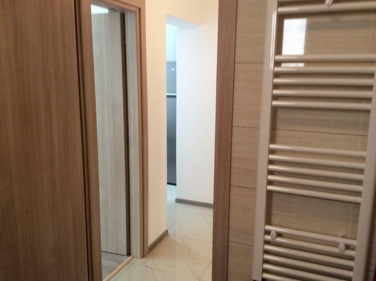 Bluewaves Apartment Mamaia Nord Năvodari Exterior foto